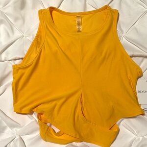 Beyond Yoga Featherweight Embrace Cropped Tank, Size Small and NWT